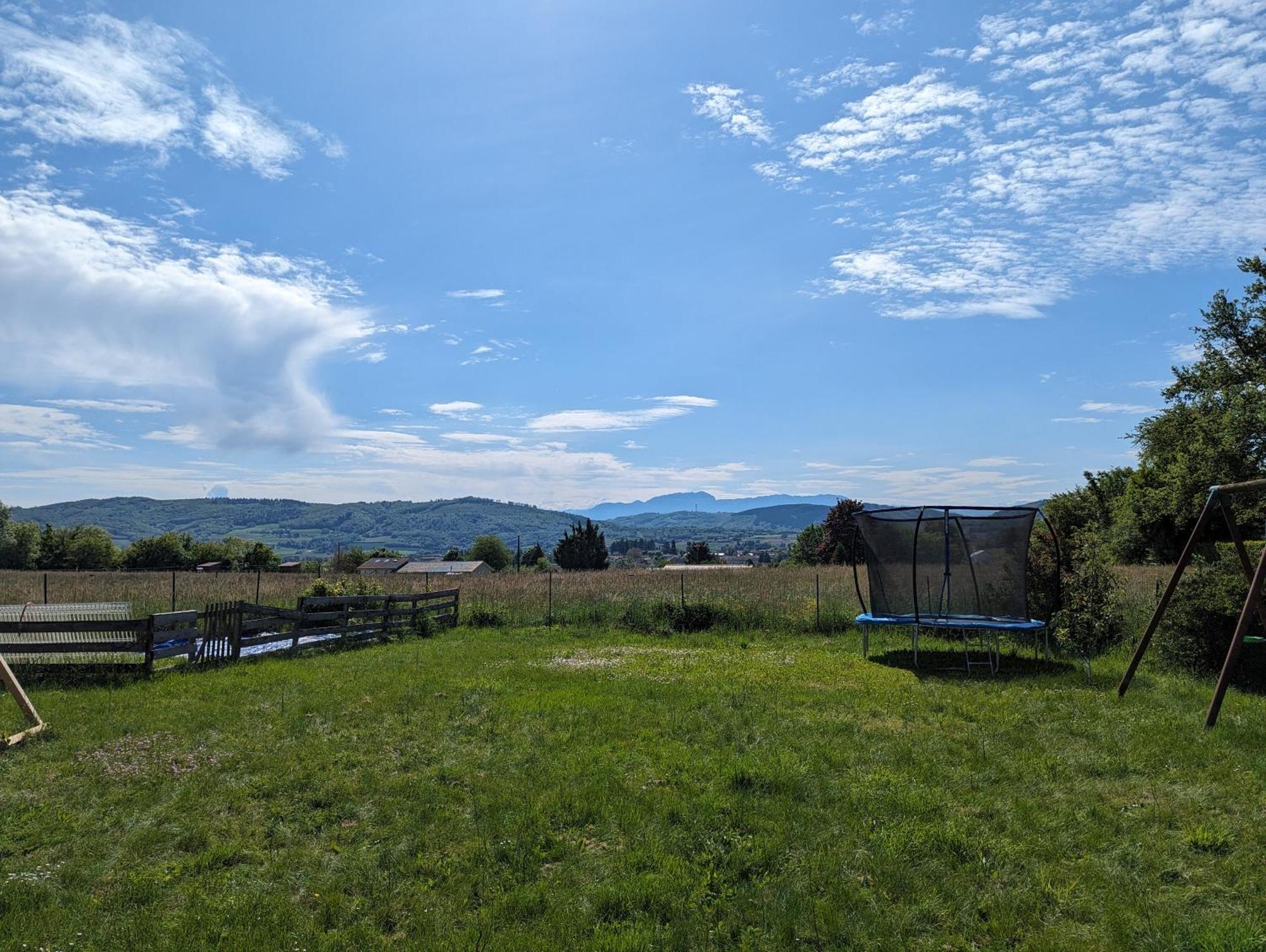Yourte Atypique Entre Lyon Et Grenoble ! Vue Sur Les Montagnes. Nohant-en-Gracay Exterior photo